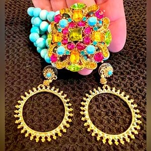 Turquoise bracelet and earring set
